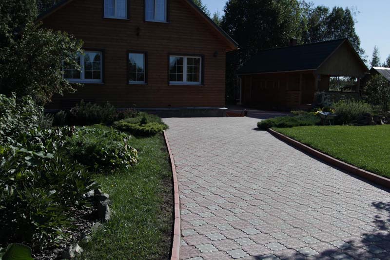 Плитка тротуарная «Ромашка» по доступным ценам в Орехово-Зуево