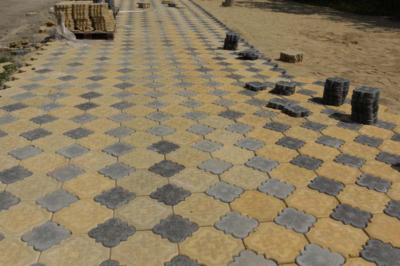 Плитка тротуарная «Ромашка» по доступным ценам в Орехово-Зуево