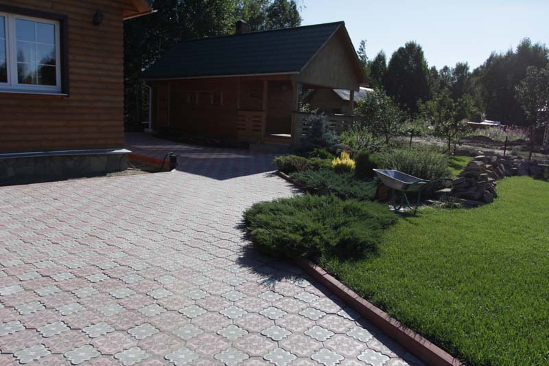 Плитка тротуарная «Ромашка» по доступным ценам в Орехово-Зуево